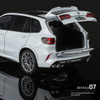 BMW X5 M Black Mamba, modelo estático de aleación fundida a presión, con licencia, escala 1:18: puertas que se abren, amortiguación, dirección, asientos ajustables y espejos plegables. Colección SUV de alto rendimiento de lujo.