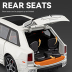 Chezhi 1:20 Die-Cast Alloy Model - Compatible with Rolls-Royce Cullinan Black Badge - Ultimate Luxury SUV with Starlight Headliner, Foldable Spirit of Ecstasy, Umbrella Model, Opening Doors, Sound & Light, Pull-Back Action, Shock Absorption & Steering