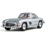 XHD 1:24 Die-Cast Alloy Model - Compatible with Mercedes-Benz 300SL Gullwing - Classic Icon with Opening Doors, Sound & Light, Pull-Back Action, Shock Absorption & Steering