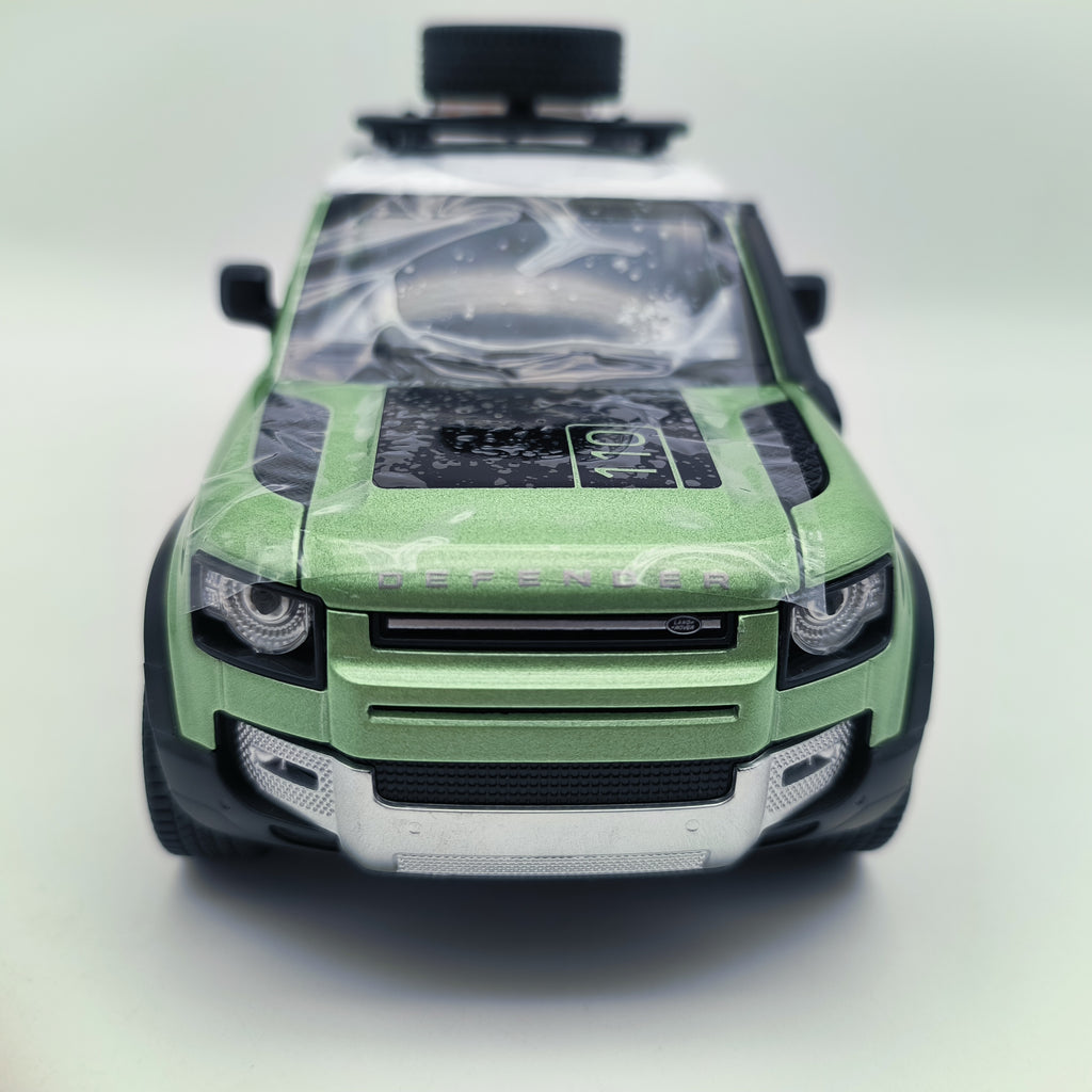 Qiyi 1:24 Scale Licensed Land Rover Defender Die-Cast Alloy Model Toy with Roof Accessories - Removable Fuel Cap, Foldable Mirrors, Opening Doors, Sound & Light, Pull-Back Function, Shock Absorption & Horn - Official Off-Road Vehicle Collection