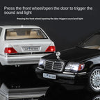 Jinglifang 1:24 Scale Die-Cast Alloy Model Toy Compatible with Mercedes-Benz S-Class W140 - Opening Doors, Sound & Light, Pull-Back Function, Shock Absorption, Steering & Horn - Classic Luxury Sedan Collection