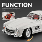 Chezhi 1:18 Scale Die-Cast Alloy Model Toy Compatible with Mercedes-Benz 300SL - Opening Doors, Sound & Light, Pull-Back Function, Shock Absorption, Steering & Horn - Classic Sports Car Collection